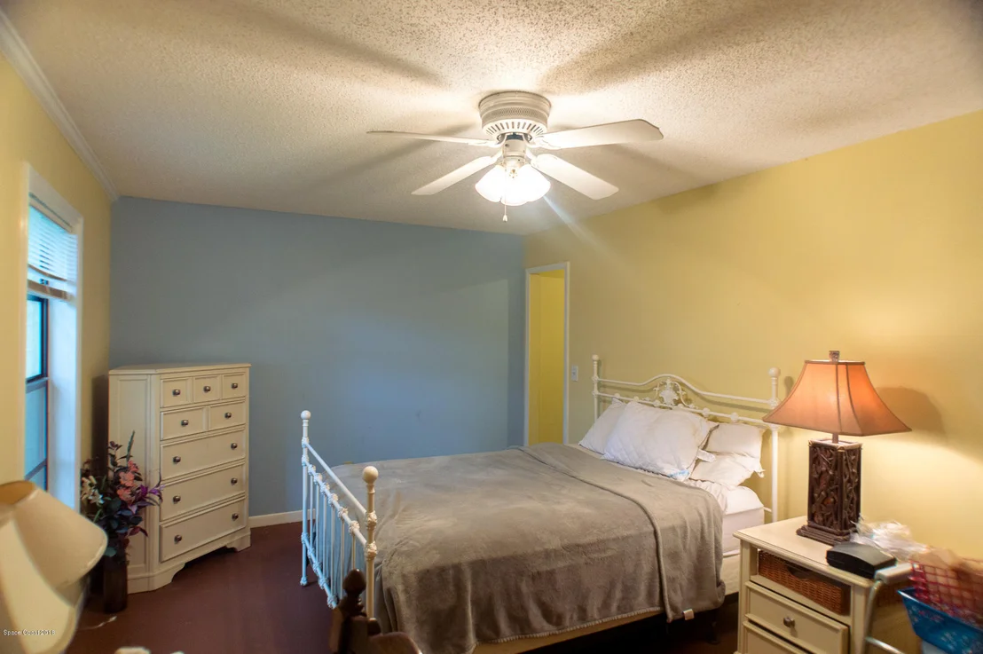 Photo of 345 Mission Oak Drive