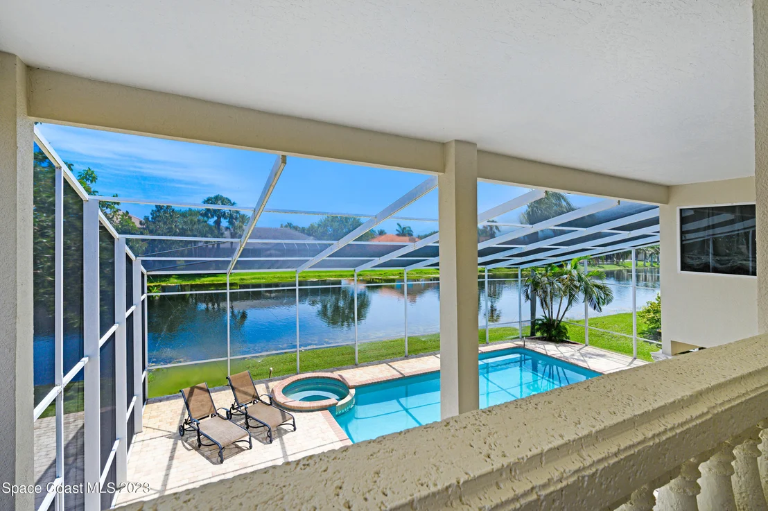 Photo of 335 Lanternback Island Drive