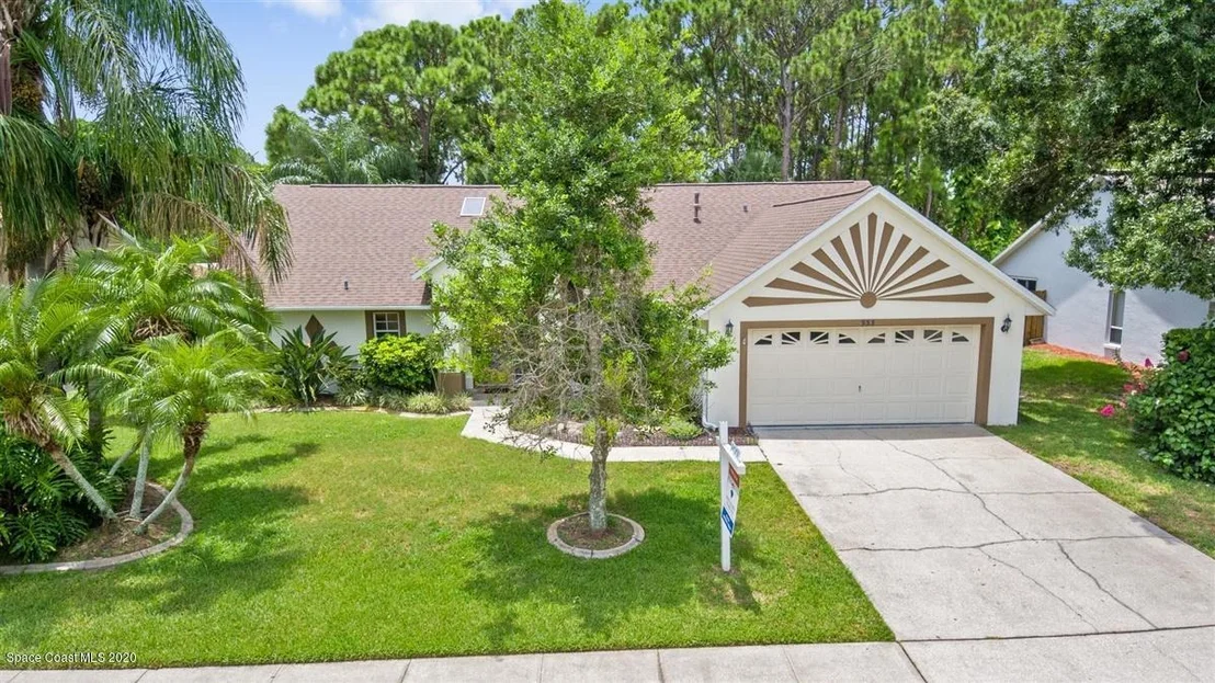 Photo of 933 Osprey Lane