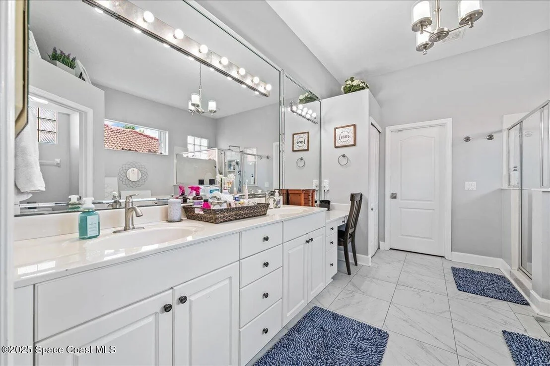 Photo of 370 Baytree Drive