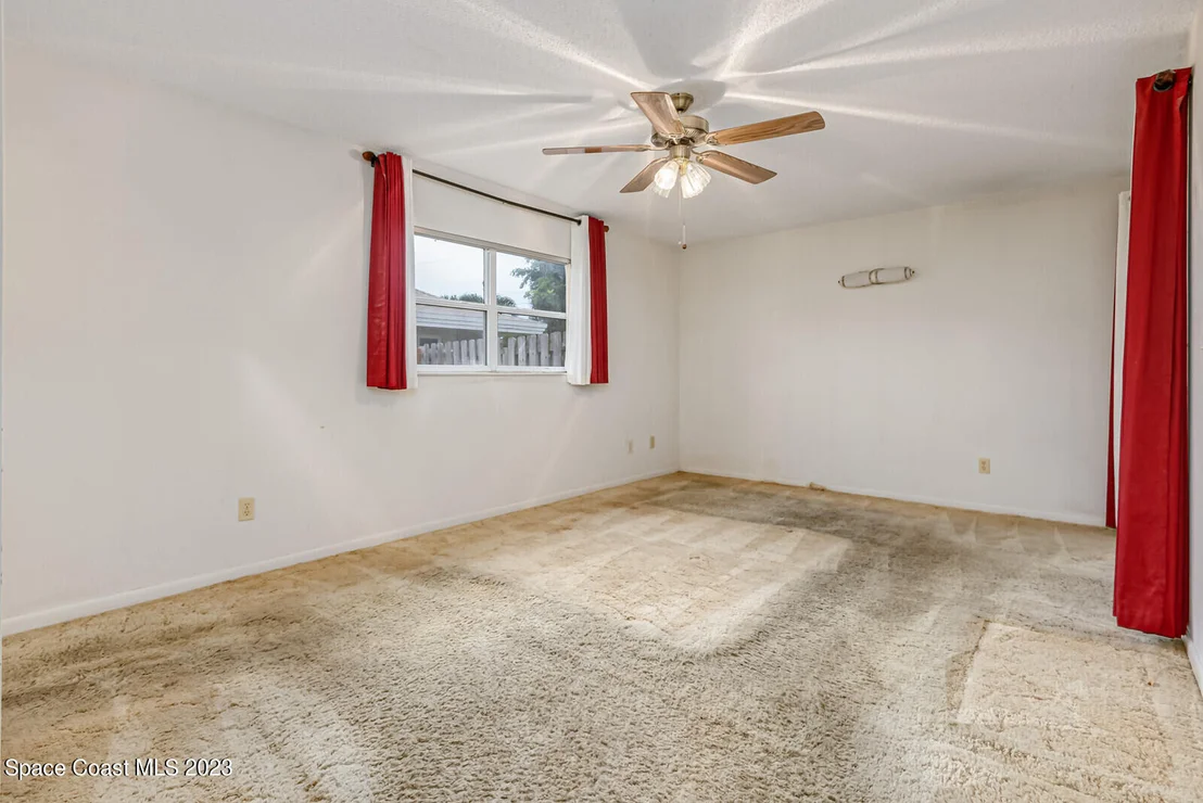 Photo of 536 Solitaire Palm Drive