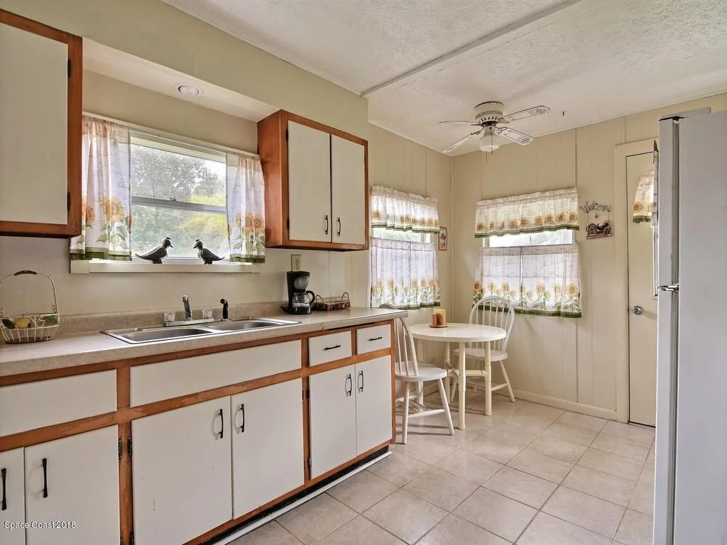 Photo of Unit 0 at 9752 Fleming Grant Road