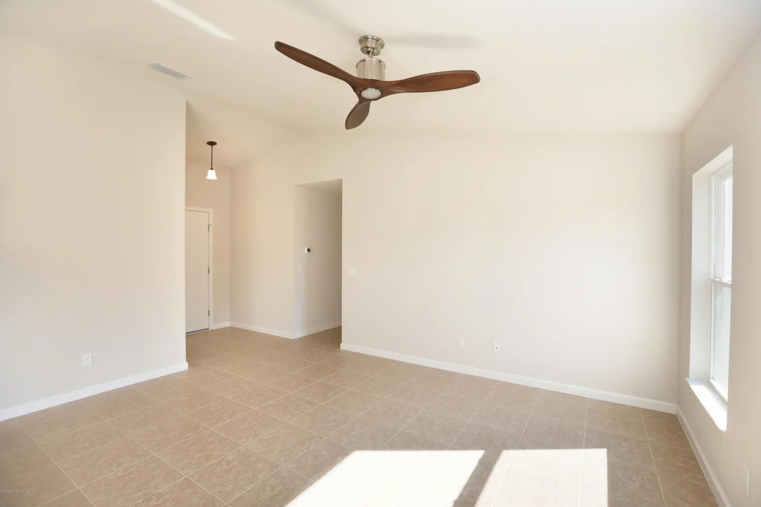 Photo of 1649 Talbott Street SE
