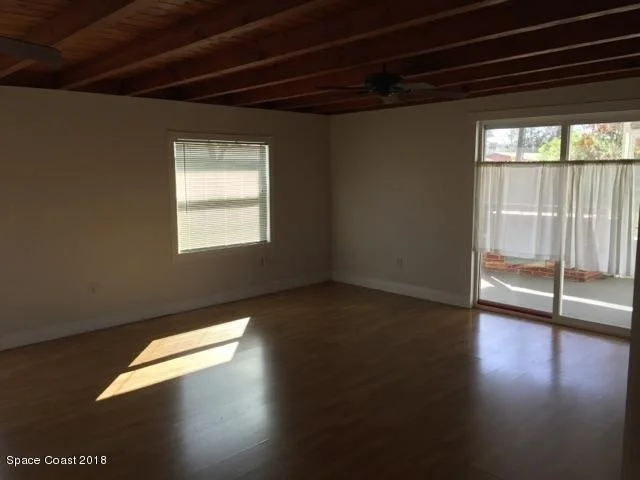 Photo of 1017 Green Road