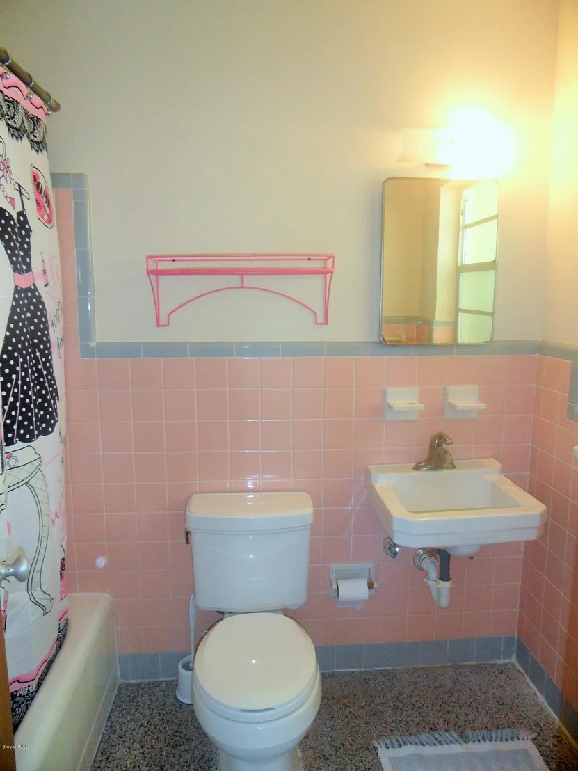 Photo of 311 Avenida De Paz