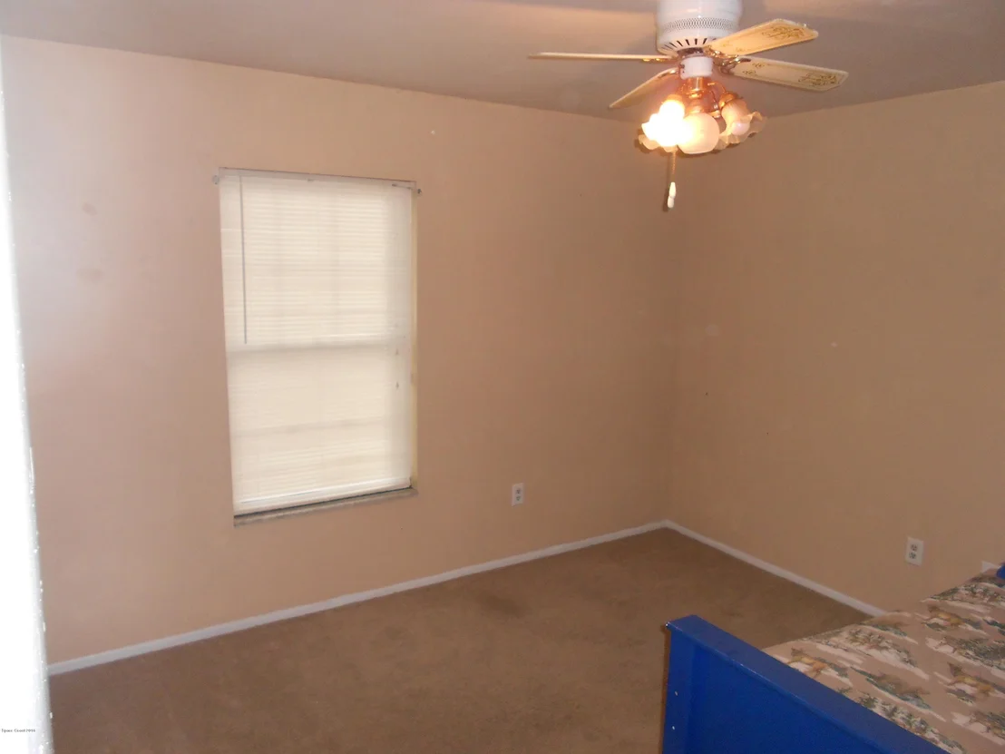 Photo of 1222 Mariposa Drive NE