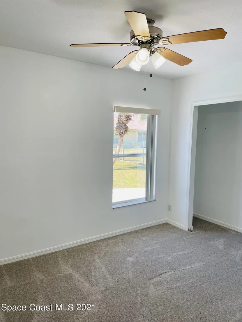 Photo of 652 Seven Gables Circle SE