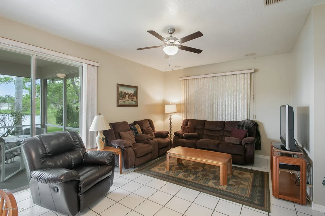 Photo of 4926 Buttonwood Drive