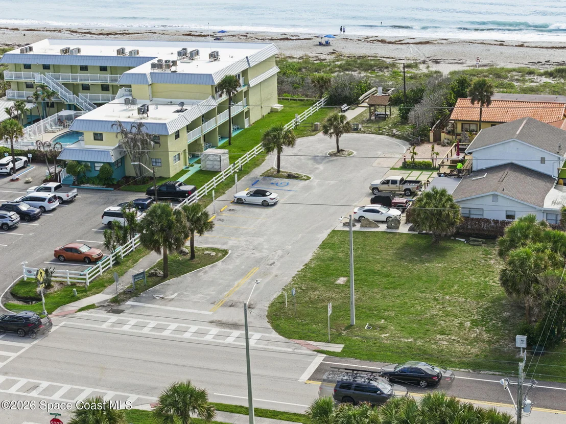 Photo of 415 Hibiscus Trail