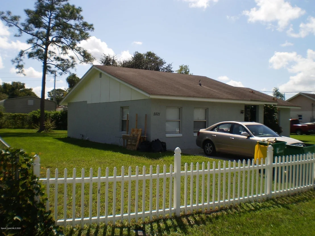 Photo of 5521 Flint Road