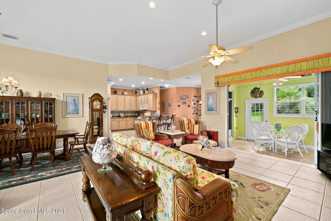 Photo of 5467 Solway Drive