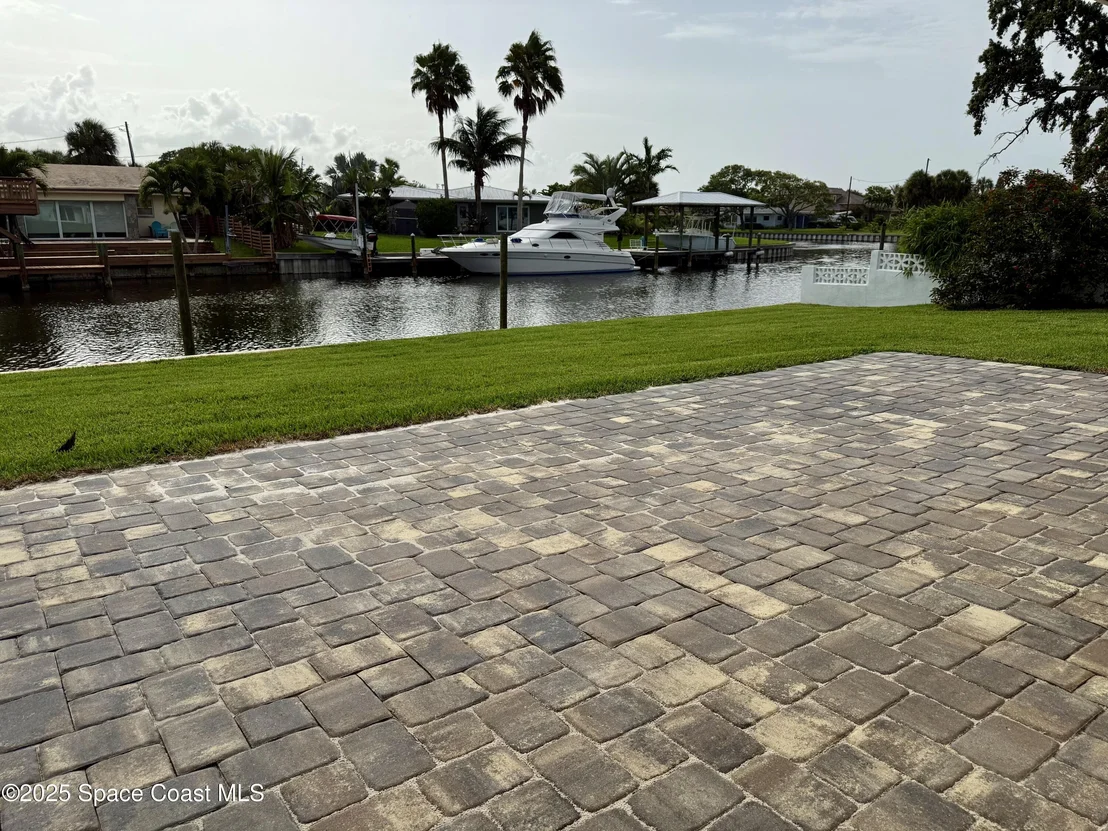 Photo of 57 Riverview Lane