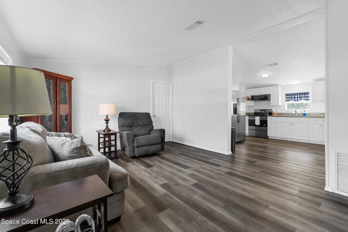 Photo of 3115 Brockett Road