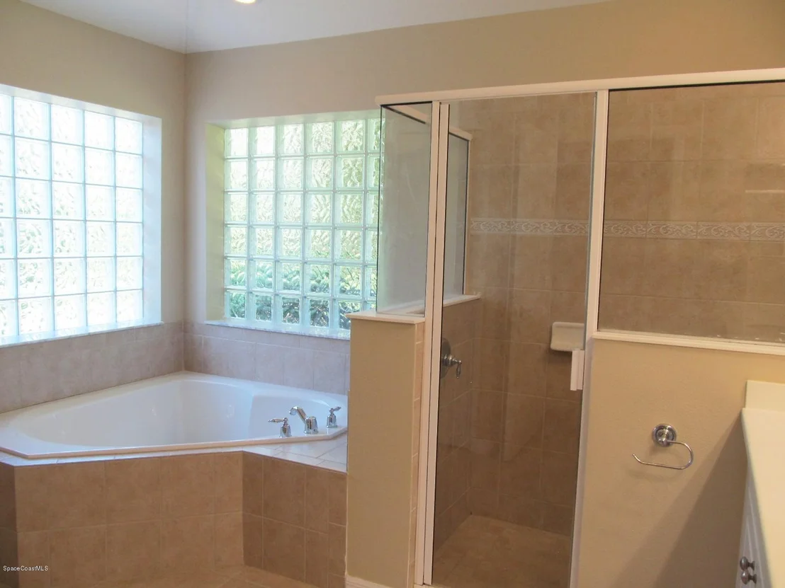 Photo of 653 Rangewood Drive SE