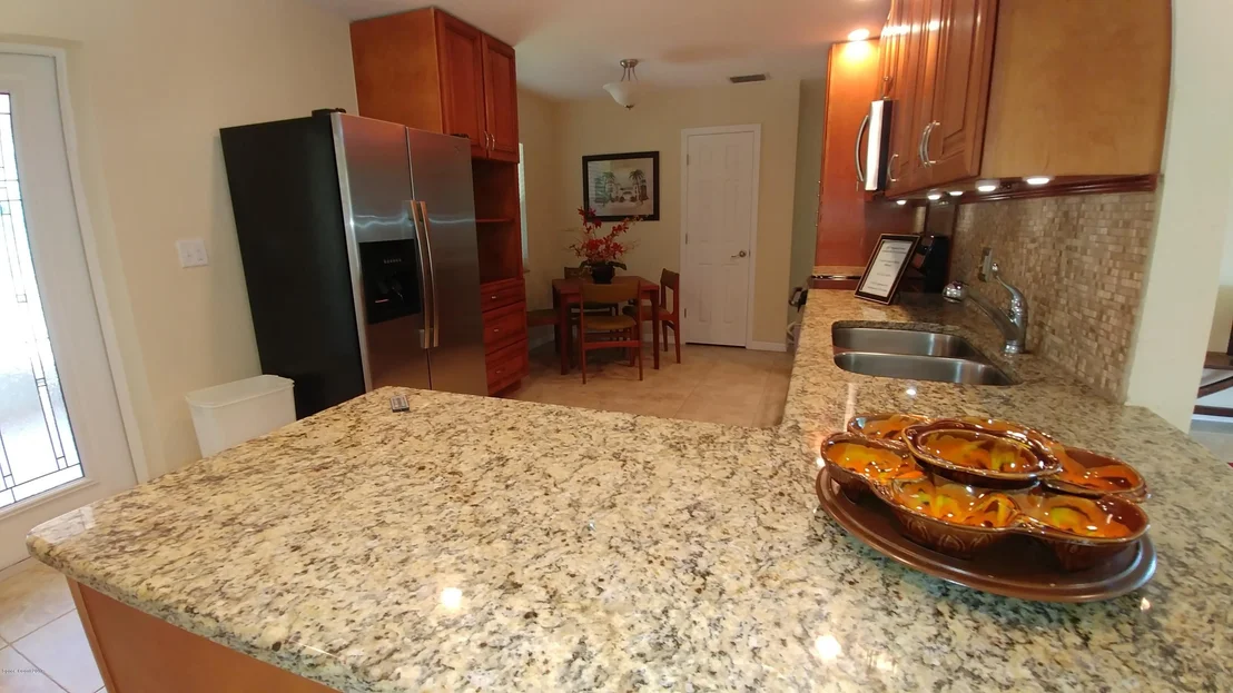 Photo of 300 Eighth Avenue