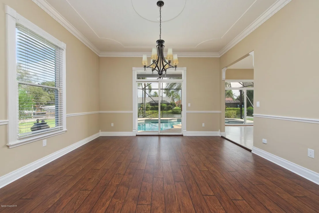 Photo of 545 Lanternback Island Drive