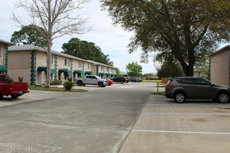 Photo of Unit 31 at 1882 Murrell Road