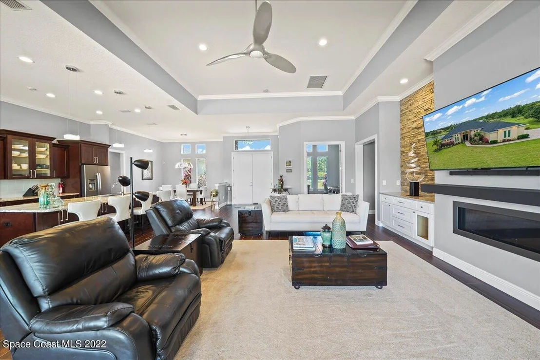 Photo of 1360 Corey Road