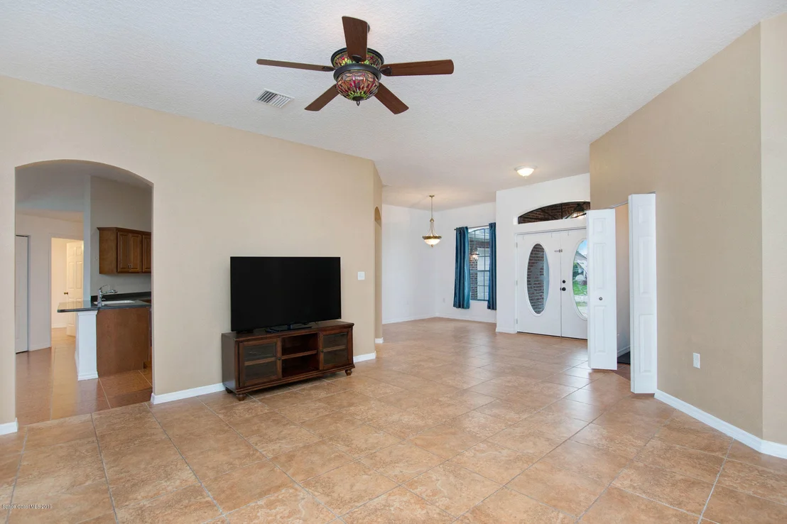 Photo of 123 Palm Circle