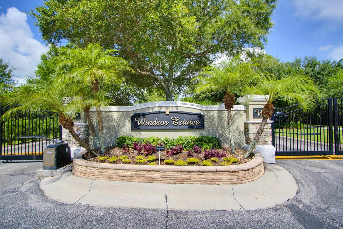 Photo of 5785 Newbury Circle