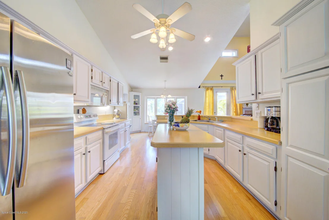 Photo of 2164 Royal Oaks Drive