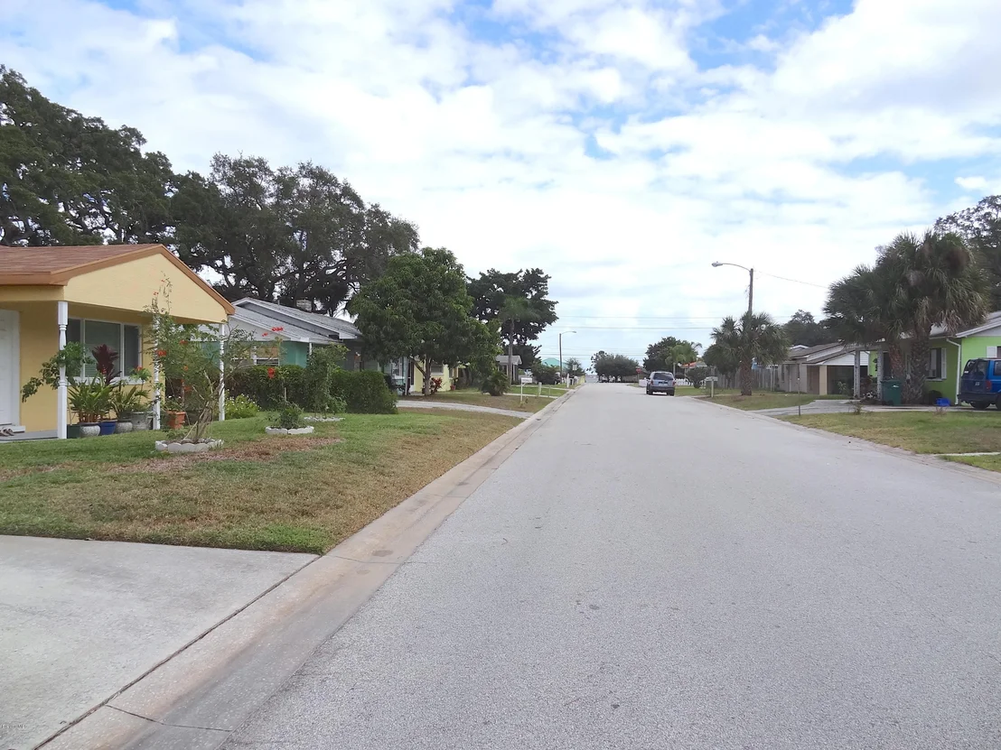 Photo of 1097 Riverdale Drive