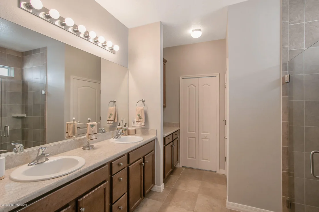 Photo of 1765 Litchfield Drive