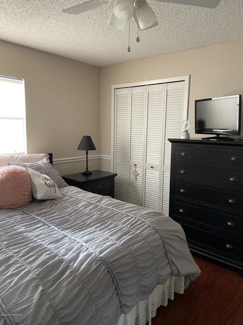 Photo of 1328 Gleneagles Way