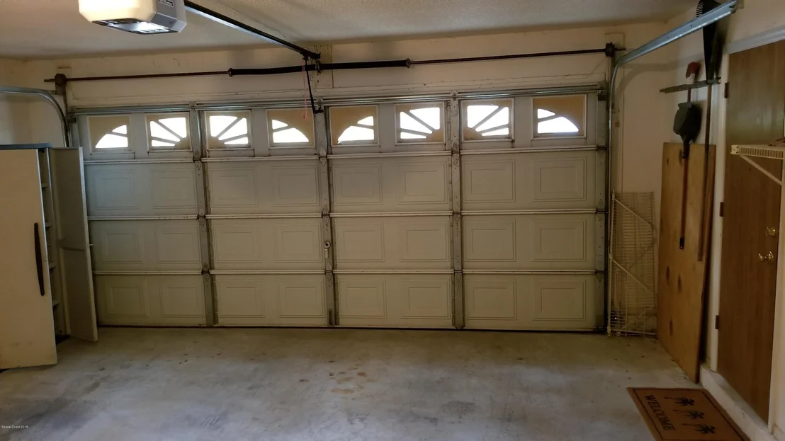 Photo of 4270 Silver Lake Drive