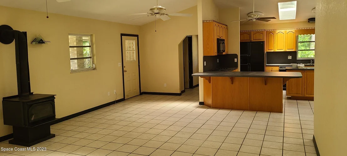 Photo of 2855 Waring Lane