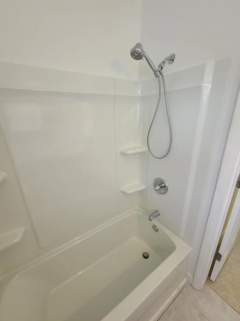 Photo of 408 Iris Lane