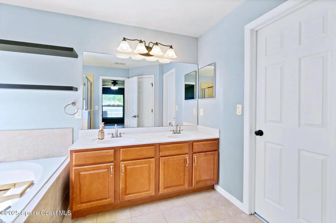 Photo of 404 Dryden Circle