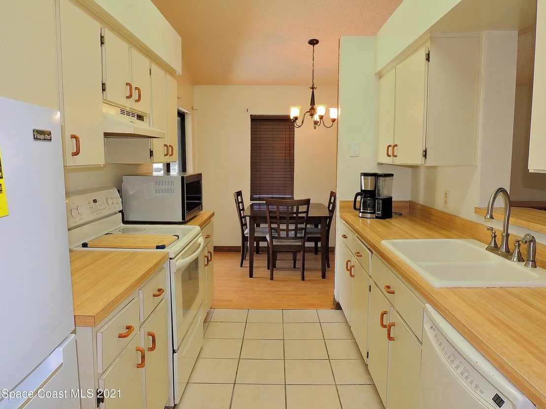 Photo of 6105 Wilderness Avenue
