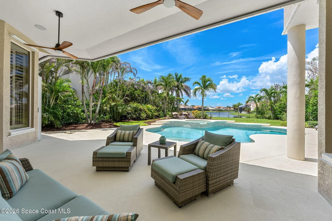 Photo of 242 Flanders Drive