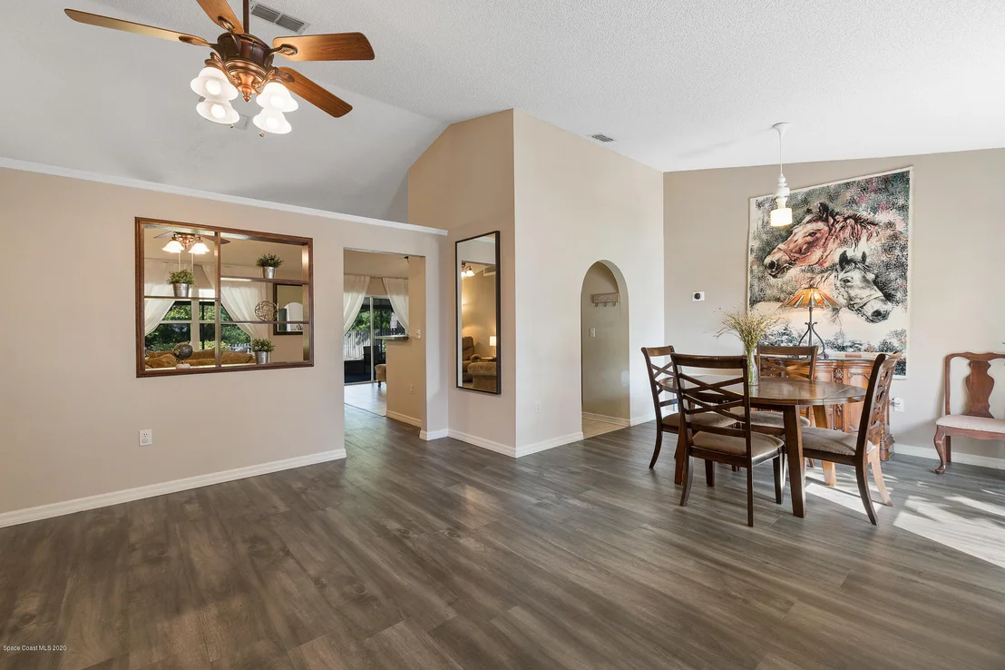 Photo of 3479 Saddle Brook Drive