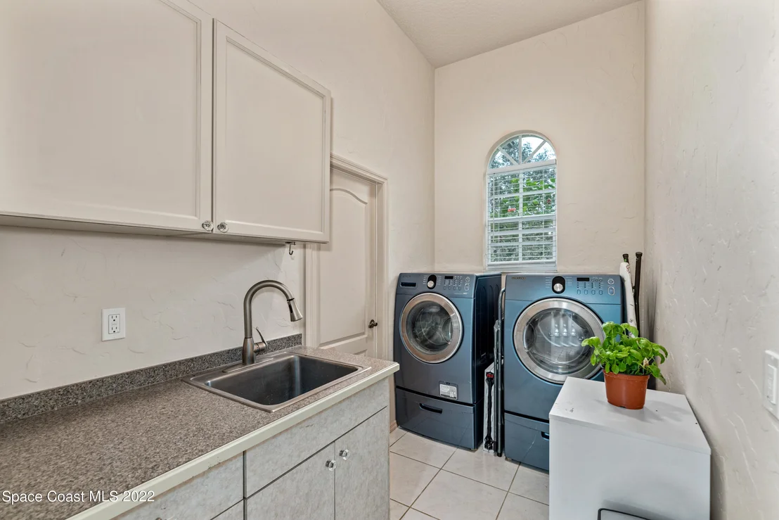 Photo of 5710 Sheffield Place