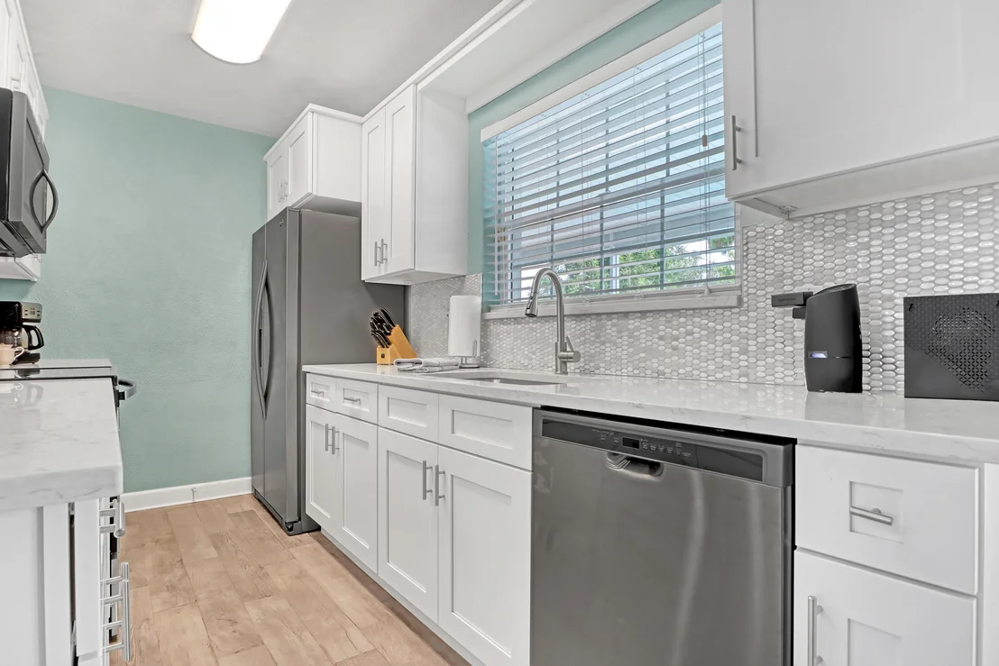 Photo of 1048 Azalea Lane