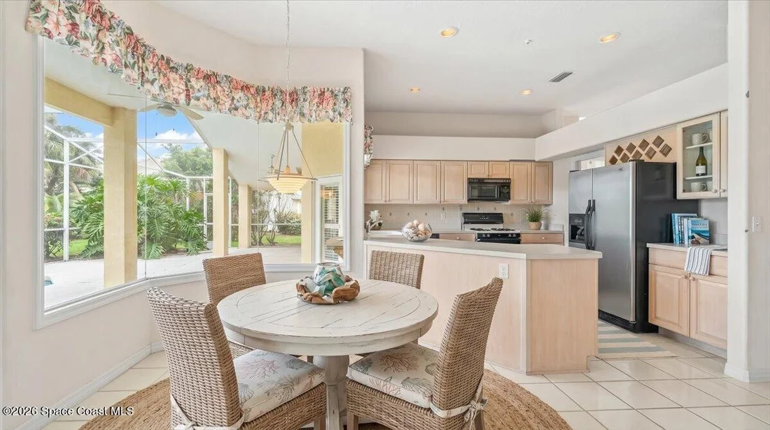 Photo of 493 Kimberly Drive