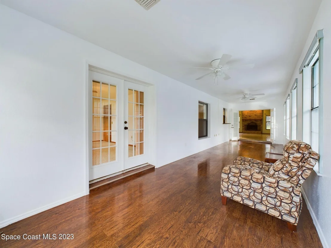 Photo of 1015 Timbergreen Drive