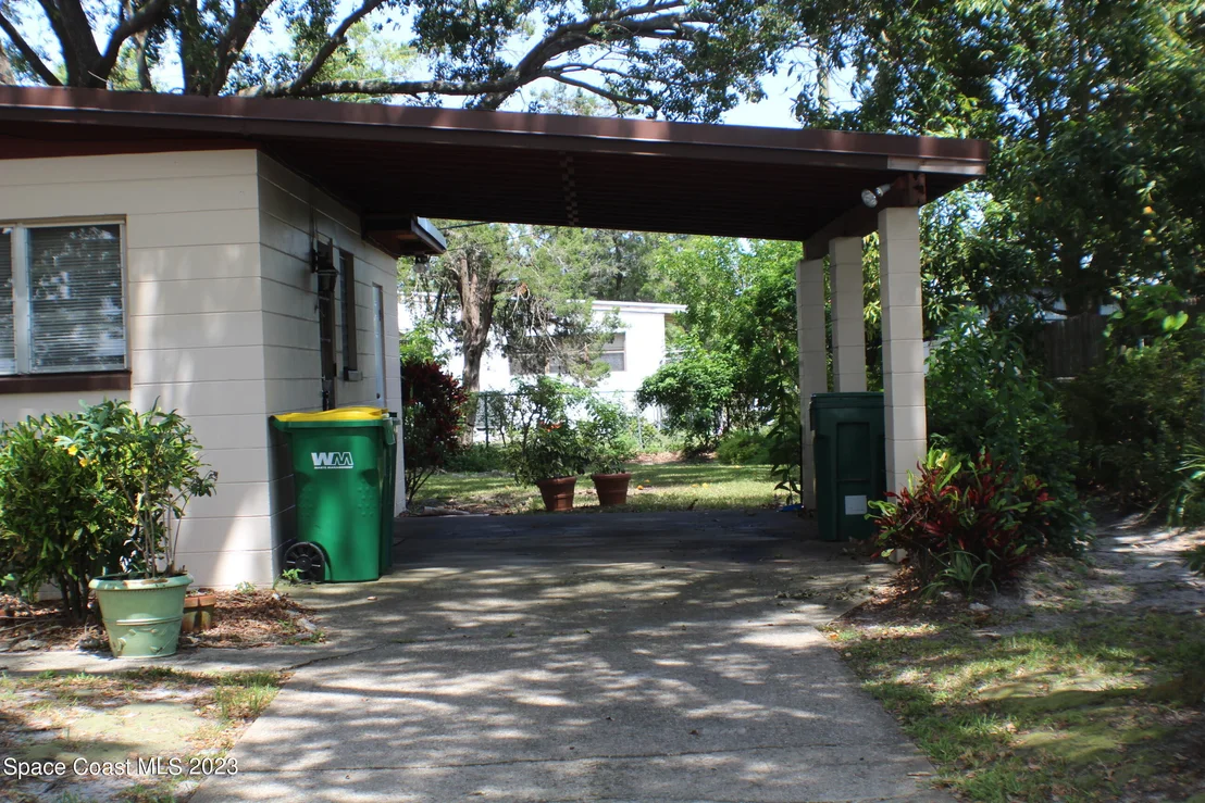 Photo of 406 Thomas Avenue