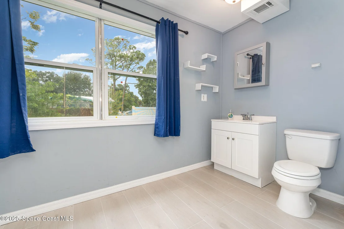 Photo of 190 Stephenson Drive NE