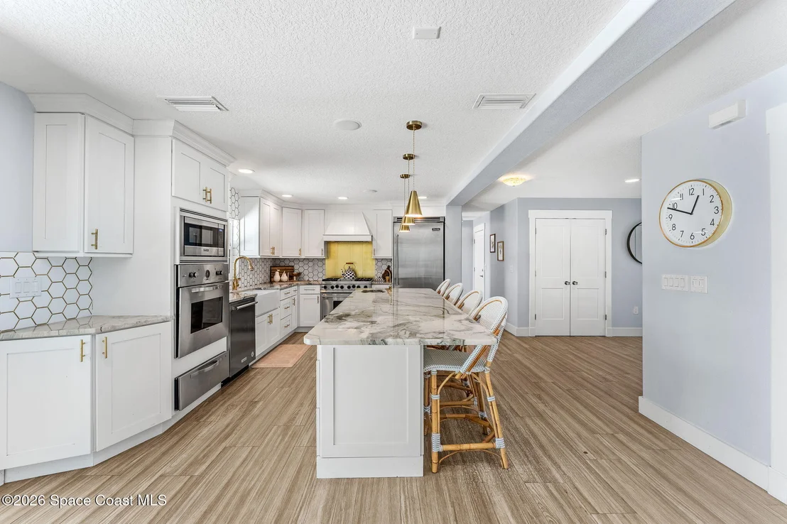 Photo of 417 Riverview Lane
