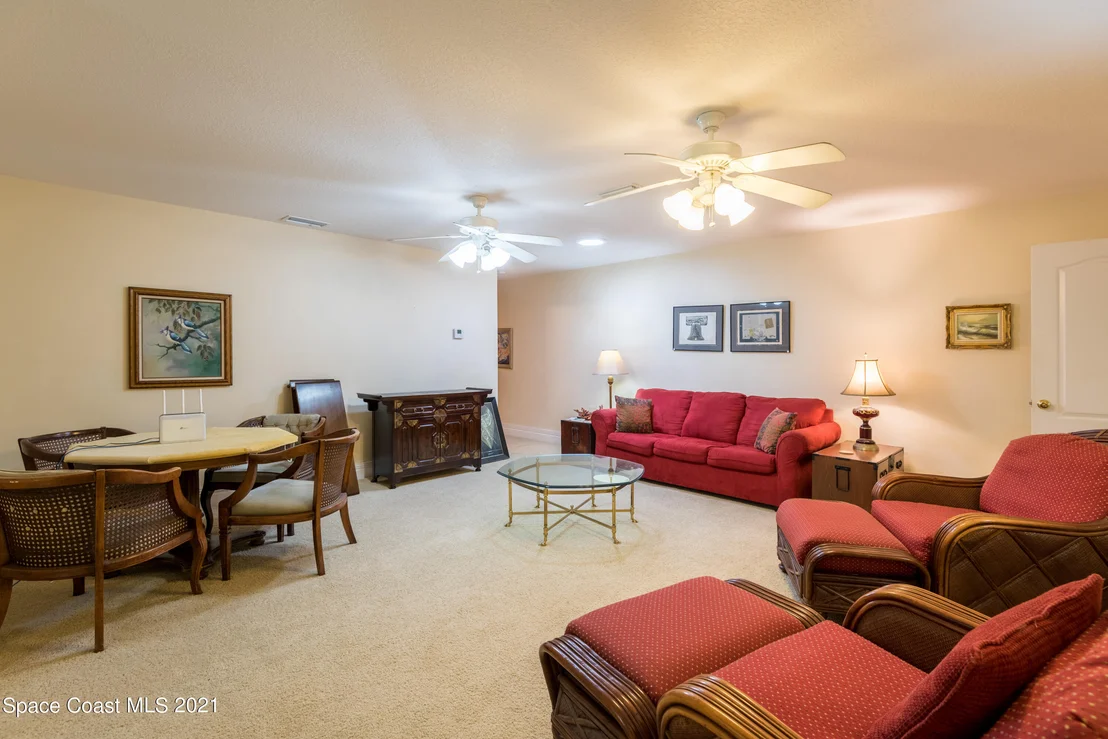 Photo of 4750 Log Cabin Lane
