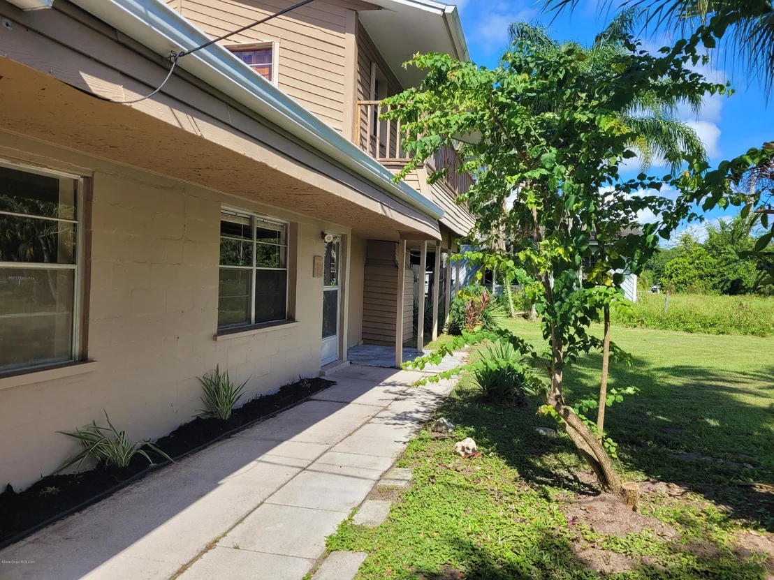 Photo of 351 Pine Avenue