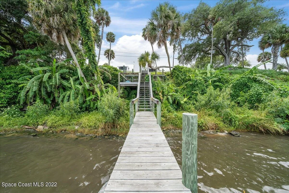 Photo of 2915 N Indian River Drive