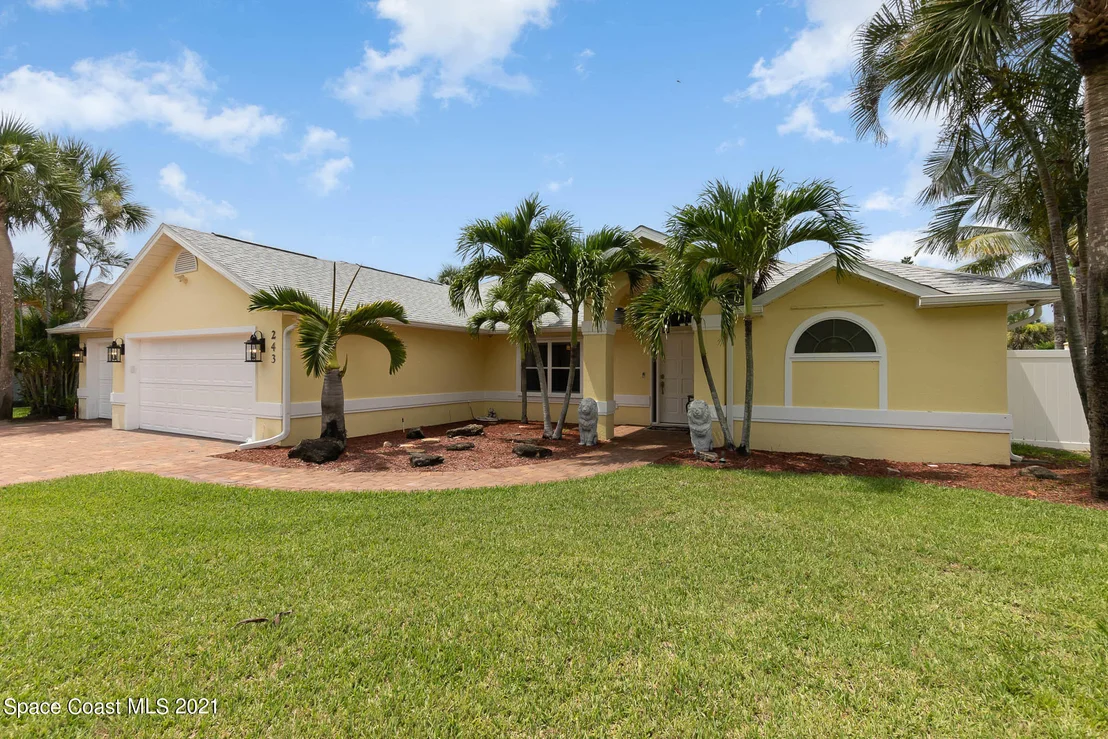 Photo of 243 Peregrine Drive