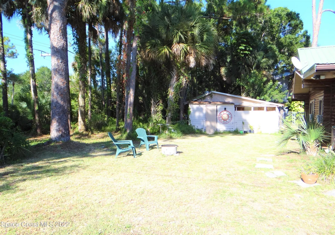 Photo of 690 La Veta Drive
