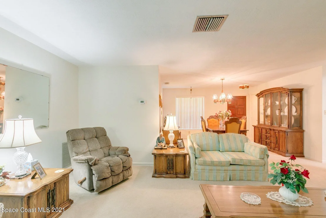 Photo of 440 Penguin Drive