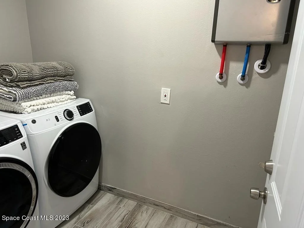Photo of 1083 Sea Grape Drive