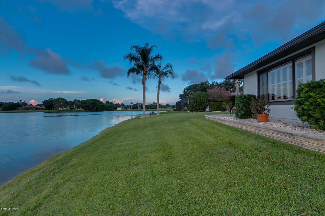 Photo of 529 Crystal Lake Drive